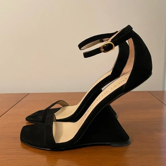 Stuart Weitzman Nudistrebel Sculptural Heel in Black Suede - Size 8 - Picture 6 of 11